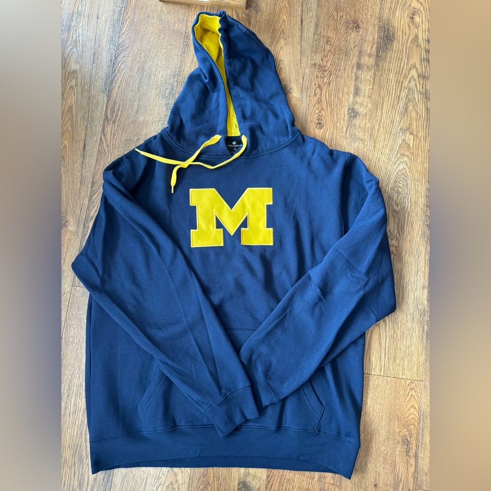University of Michigan Sweatshirt - XL NWOT